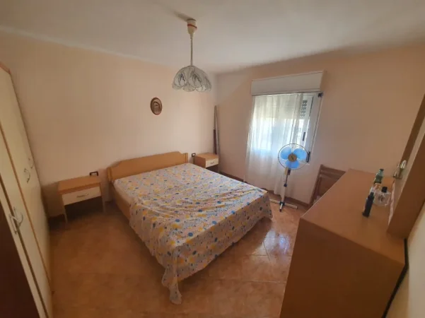 Durres, shitet apartament 1+1+Ballkon , (lagjia nr 6)