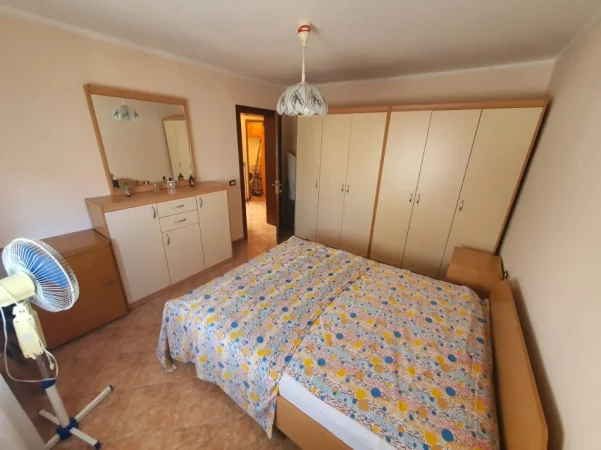 Durres, shitet apartament 1+1+Ballkon , (lagjia nr 6)