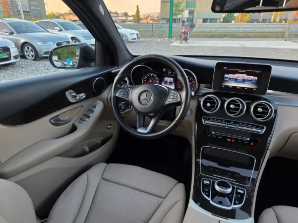 Mercedes-Benz GLC 300 | 2.0 Benzinë | 2017 | Tavan Panoramik
