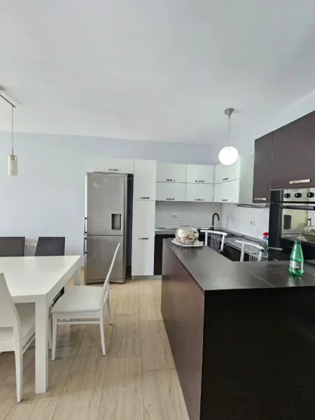 Durres, shitet apartament 2+1+Aneks+Ballkon Kati 7, 106 m² 110.000 €