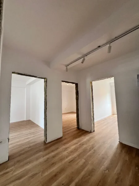 Durres, shitet apartament 2+1+Aneks+Ballkon Kati 5, 90 m² 103.000 € 