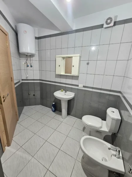 Durres, shitet apartament 1+1+Aneks+Ballkon Kati 9, 56 m² 90.000 € 