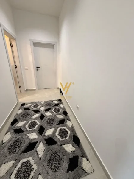 Tirane, jepet me qera apartament 1+1+Ballkon Kati 2, 75 m² 470 € (KOMBINAT)