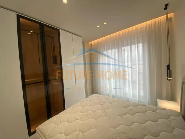 Tirane, jepet me qera apartament 1+1 Kati 8, 70 m² 680 € (Rruga Jordan Misja)