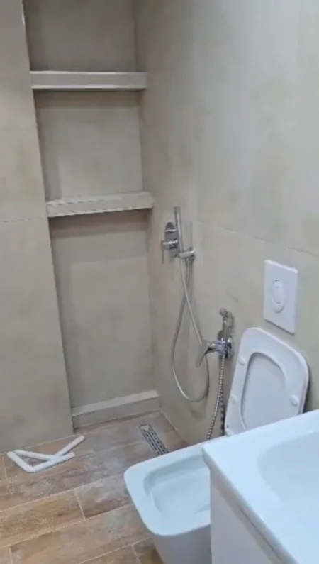 Tirane, shitet apartament 1+1+Ballkon Kati 2, 50 m² 78.000 € (Tregu Elektrik)