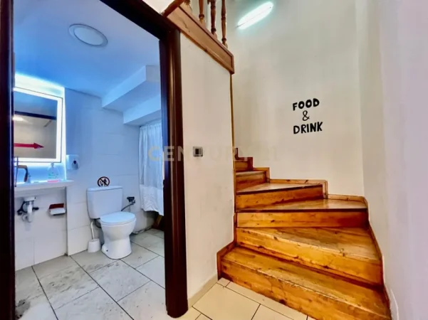 Tirane, shitet ambjent biznesi Kati 0, 130 m² 160.000 € 