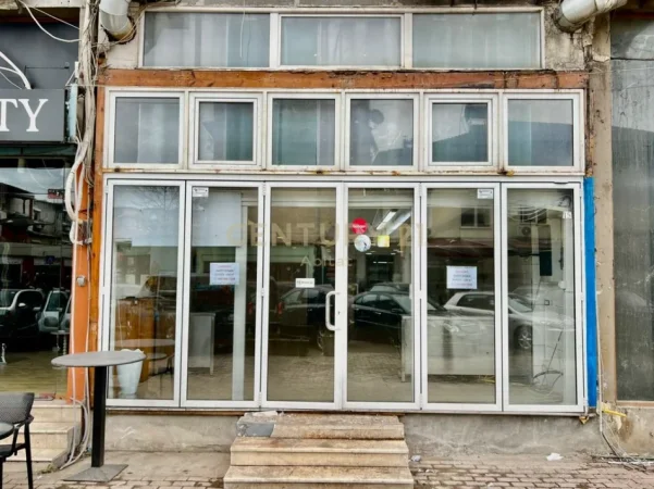 Tirane, shitet ambjent biznesi Kati 0, 130 m² 160.000 € 