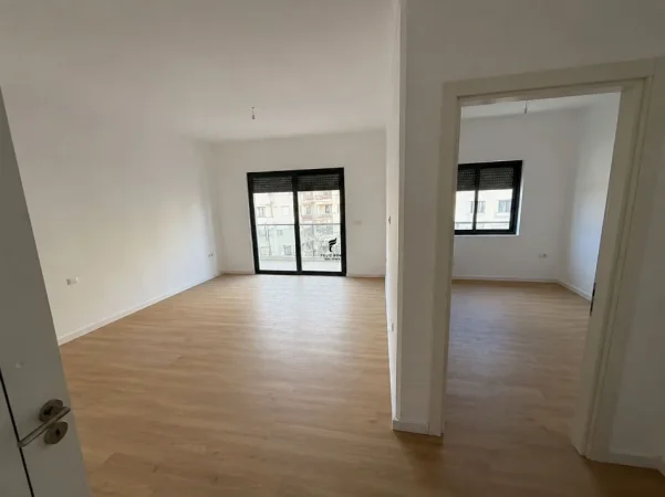 Tirane, shitet apartament 1+1 Kati 2, 75 m² 125.001 € (RRUGA E KOSOVAREVE)
