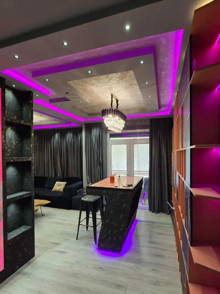 Tirane, shitet apartament 2+1+Ballkon Kati 4, 100 m² 180.000 € (Astir)