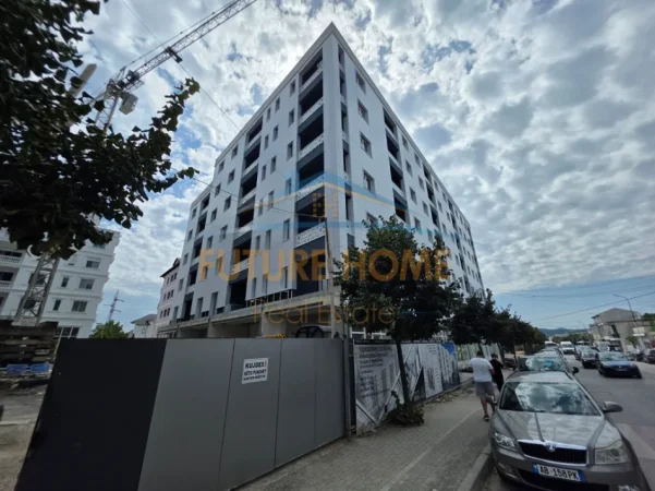 Tirane, shitet apartament 1+1 Kati 4, 85 m² 74.000 € (KAMEZ , White Diamond)
