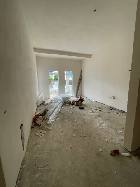 Tirane, shes 3+1+Ballkon Kati 0, 188 m² 