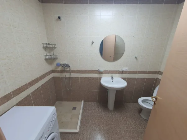 Durres, shitet apartament ne plazh 1+1+Ballkon Kati 4, 85.000 € (plepa)