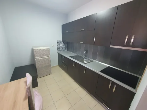 Durres, shitet apartament ne plazh 1+1+Ballkon Kati 4, 85.000 € (plepa)