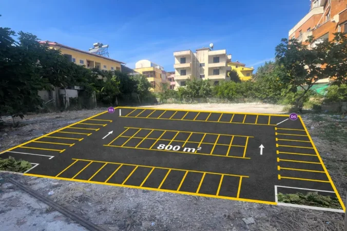 Durres, shitet toke ne bregdet , 800 m² 450.000 € (rruga pavarsia)