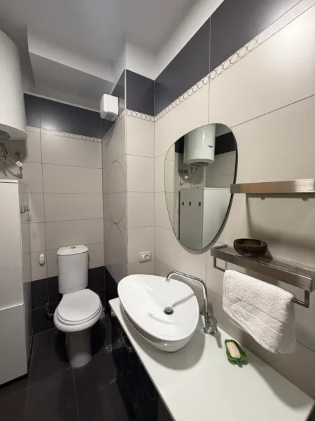Tirane, jepet me qera apartament 2+1 Kati 1, 98 m² 200.000 € (Kodra e Diellit)