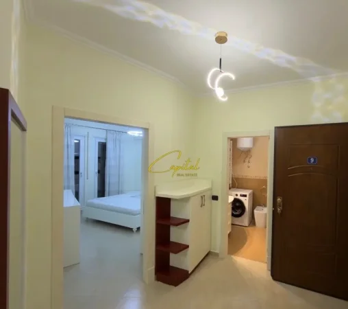 Tirane, jepet me qera apartament 1+1 Kati 3, 70 m² 650 € (21 DHJETORI)