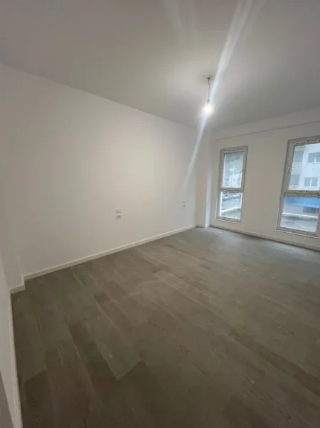 Tirane, jepet me qera apartament 2+1 Kati 1, 110 m² 649 € (Rruga Dritan Hoxha)