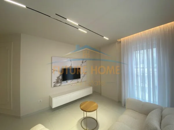 Tirane, jepet me qera apartament 1+1 Kati 8, 70 m² 680 € (RRUGA JORDAN MISJA , Prane SPAK)
