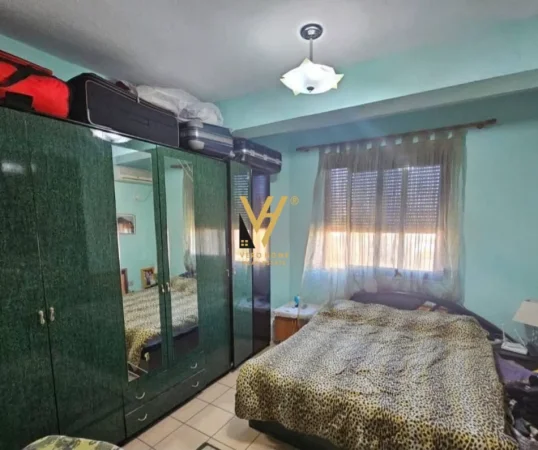Tirane, jepet me qera apartament 2+1+Ballkon Kati 5, 100 m² 570 € (RRUGA 4 DESHMORET, QENDER)
