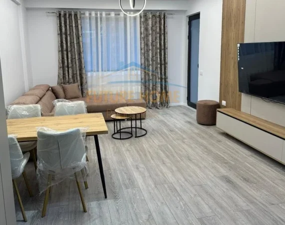 Tirane, jepet me qera apartament 1+1+Ballkon Kati 4, 70 m² 525 € (Urban Gate)