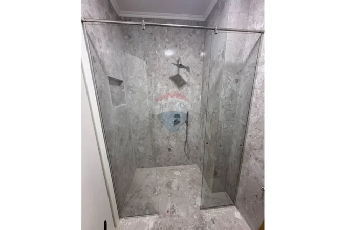 Tirane, shitet apartament 2+1 , 103 m² 199.000 € 