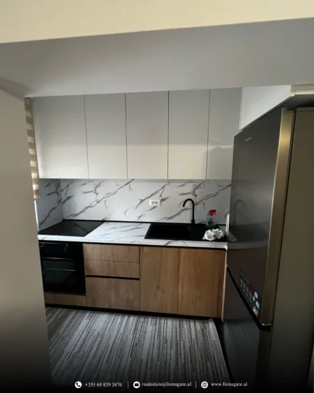 Tirane, jap me qera 2+1 , 90 m² 650 € 
