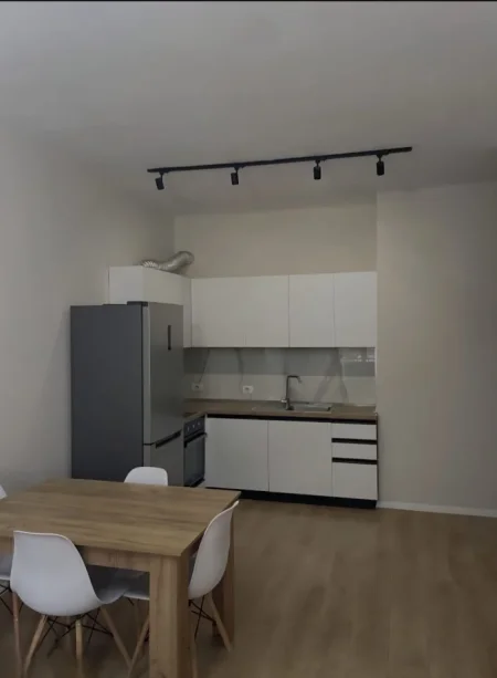 Tirane, jepet me qera apartament 2+1 Kati 7, 75 m² 550 € (Rruga Dervish Luzha)