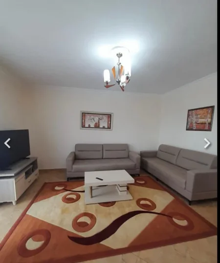 Tirane, jepet me qera apartament 1+1 Kati 3, 70 m² 550 € (Medreseja)