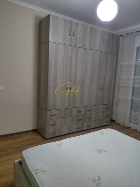 Tirane, jepet me qera apartament 2+1 Kati 3, 94 m² 550 € (5 MAJI)