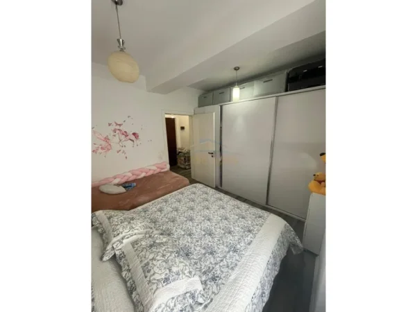 Tirane, shitet apartament 1+1 Kati 4, 61 m² 120.000 € (MARTENITETI I RI)