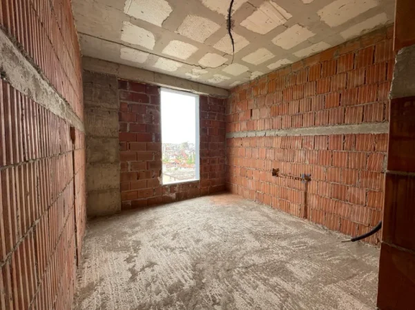 Tirane, shitet apartament 2+1+Ballkon Kati 5, 110 m² 171.900 € (Rruga Zhegu)