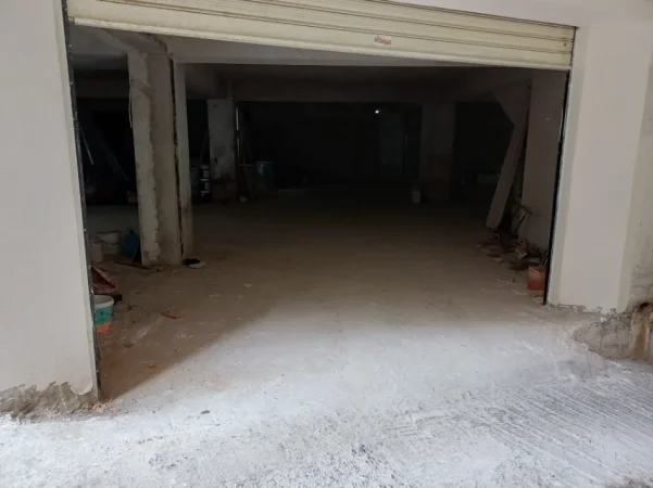 Qera 3 garazhe | post parkimi me pult komandimi, Kati -1, 130€/muaji. (Myslym Shyri) qendra e Tiranës. Perballe ish Kinema Dajtit, prapa bar Monopol