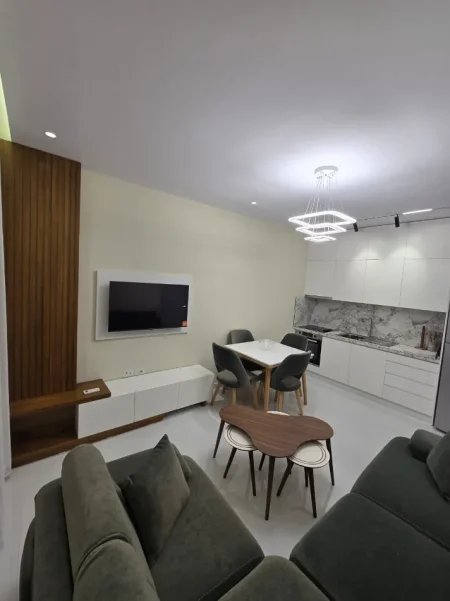 Tirane, jepet me qera apartament 1+1 , 60 m² 400 € (Univers City)