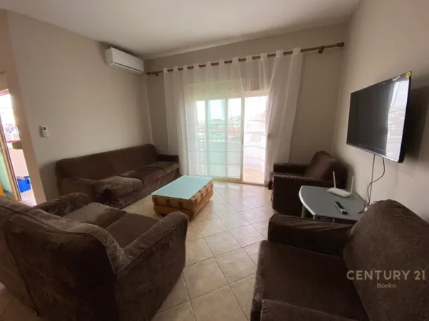 Tirane, jepet me qera apartament 2+1 Kati 6, 95 m² 650 € (mine peza)