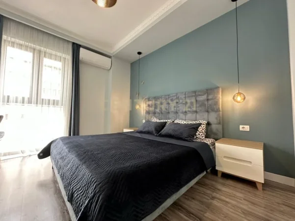 Tirane, jepet me qera apartament 1+1 Kati 3, 76 m² 1.000 € (rruga e kosovareve)