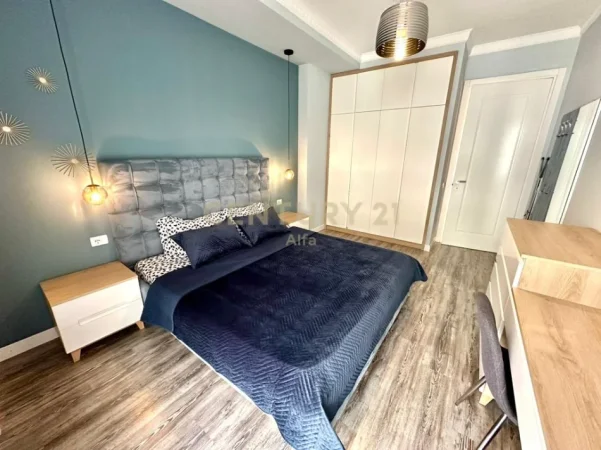 Tirane, jepet me qera apartament 1+1 Kati 3, 76 m² 1.000 € (rruga e kosovareve)