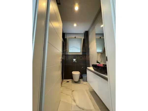 Durres, shitet apartament 2+1+Ballkon Kati 0, 89 m² 249.000 € (Perla Lalz,Gjiri Lazit 2+1)