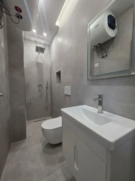SHITET APARTAMENT 1+1 KOMUNA E PARISIT