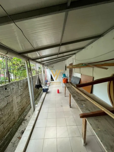 Tirane, jepet me qera apartament 2+1+Ballkon Kati 1, 95 m² 420 € (DON BOSKO)