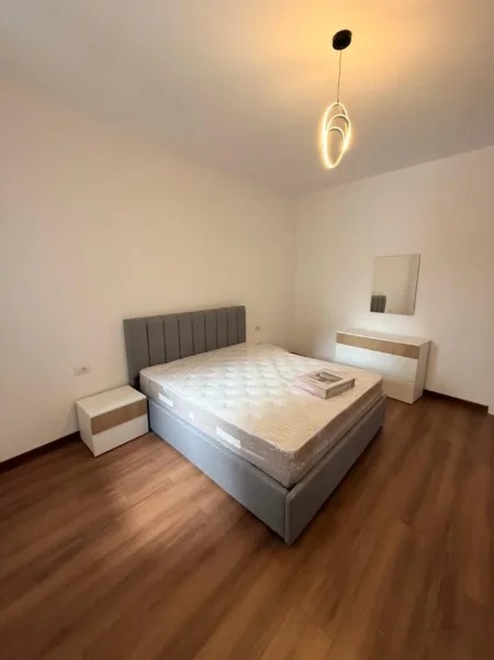 Tirane, jepet me qera apartament 2+1 Kati 2, 85 m² 600 € (Don Bosko)