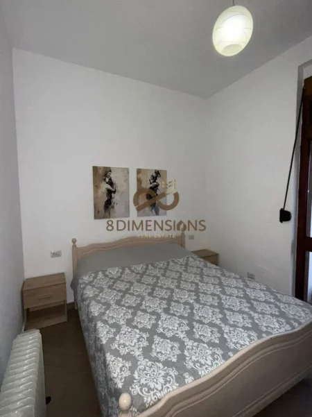 Tirane, jepet me qera apartament 1+1 Kati 3, 40 m² 600 € (bllok)