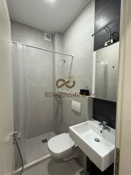 Tirane, jepet me qera apartament 1+1 Kati 3, 40 m² 600 € (bllok)