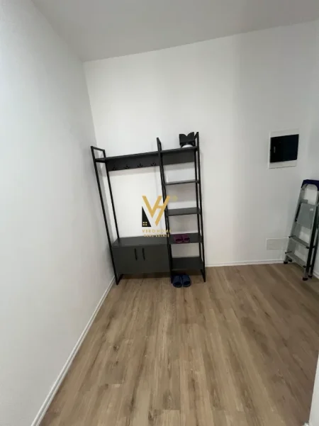 Tirane, jepet me qera apartament 2+1+Ballkon Kati 2, 94 m² 470 € (PASKUQAN)