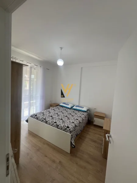 Tirane, jepet me qera apartament 2+1+Ballkon Kati 2, 94 m² 470 € (PASKUQAN)