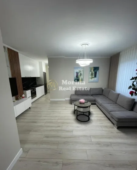 Tirane, jepet me qera apartament 1+1 Kati 4, 70 m² 800 € (Rruga E Kosovareve)