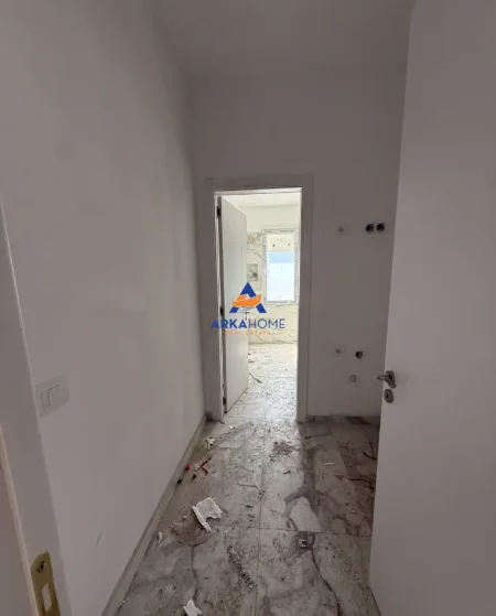 Tirane, shitet apartament 2+1 Kati 3, 121 m² 121.500 € (Tirana, Tirana Municipality, Tirana County, Central Albania, 1001-1028, Albania)