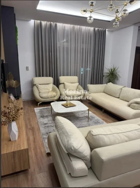 Tirane, jepet me qera apartament 3+1 Kati 1, 150 m² 1.000 € (Apartament Duplex 31 Kodra Diellit)