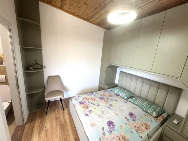 Tirane, jepet me qera apartament Dublex Kati 7, 120 m² 600 € (News 24)