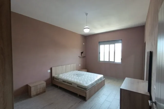 Tirane, jepet me qera apartament 1+1 Kati 2, 60 m² 300 € (KASHAR)