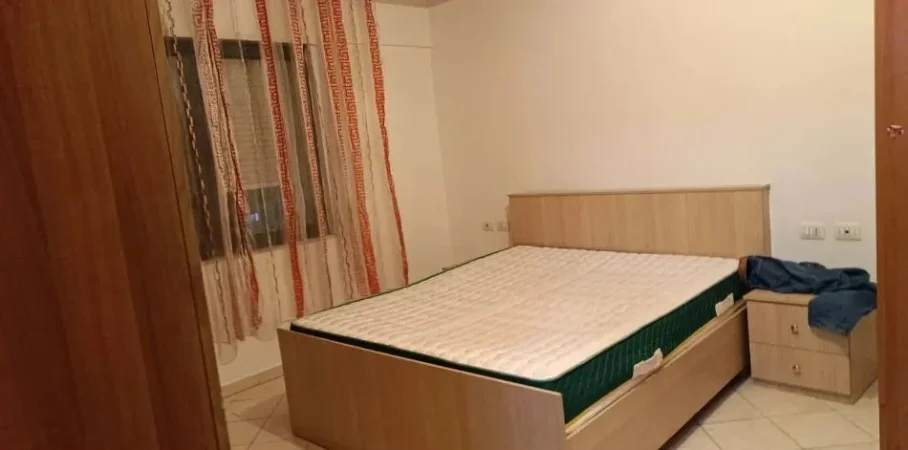 Tirane, jepet me qera apartament 2+1+Ballkon Kati 7, 85 m² 450 € (DON BOSKO)